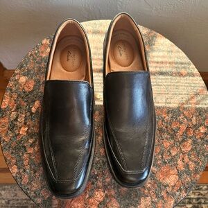 Men’s Clarks Collection Black Leather Loafers Size 11 1/2 Comfort Dress Shoe